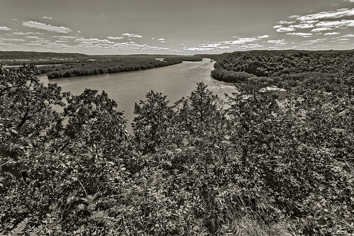 Looking downriver from an overlook at Effigy Mounds National Park, IA.